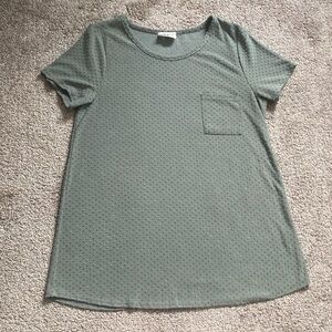 Large Betsy’s Boutique Short Sleeve Textured Pocket Tee